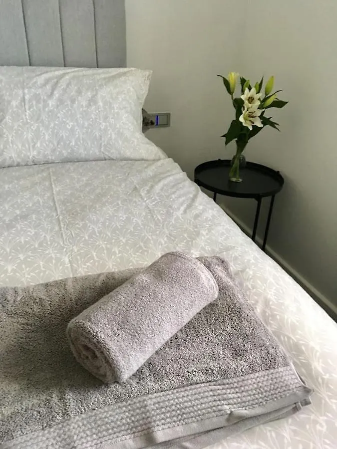 Nottingham Penthouse - Lace Market Apartment 0*,  United Kingdom